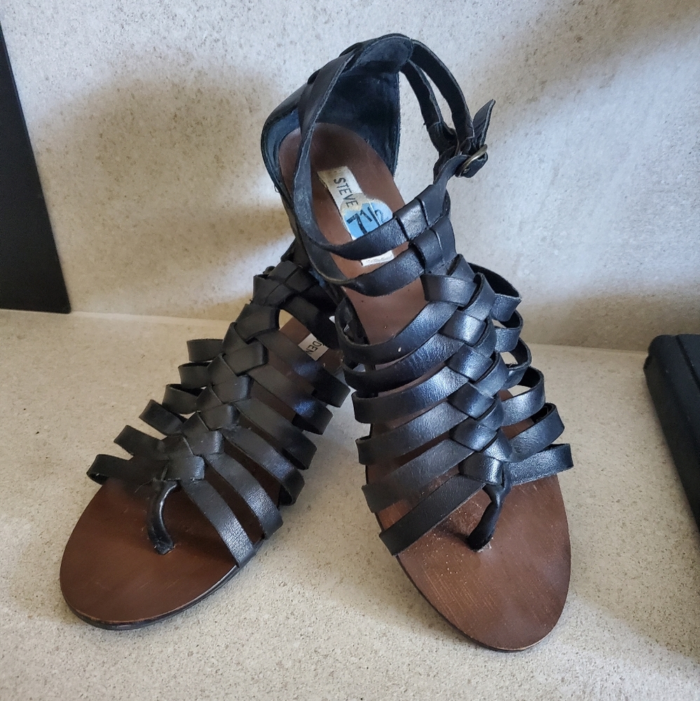 Gladiator leather sandals size 7 1/2